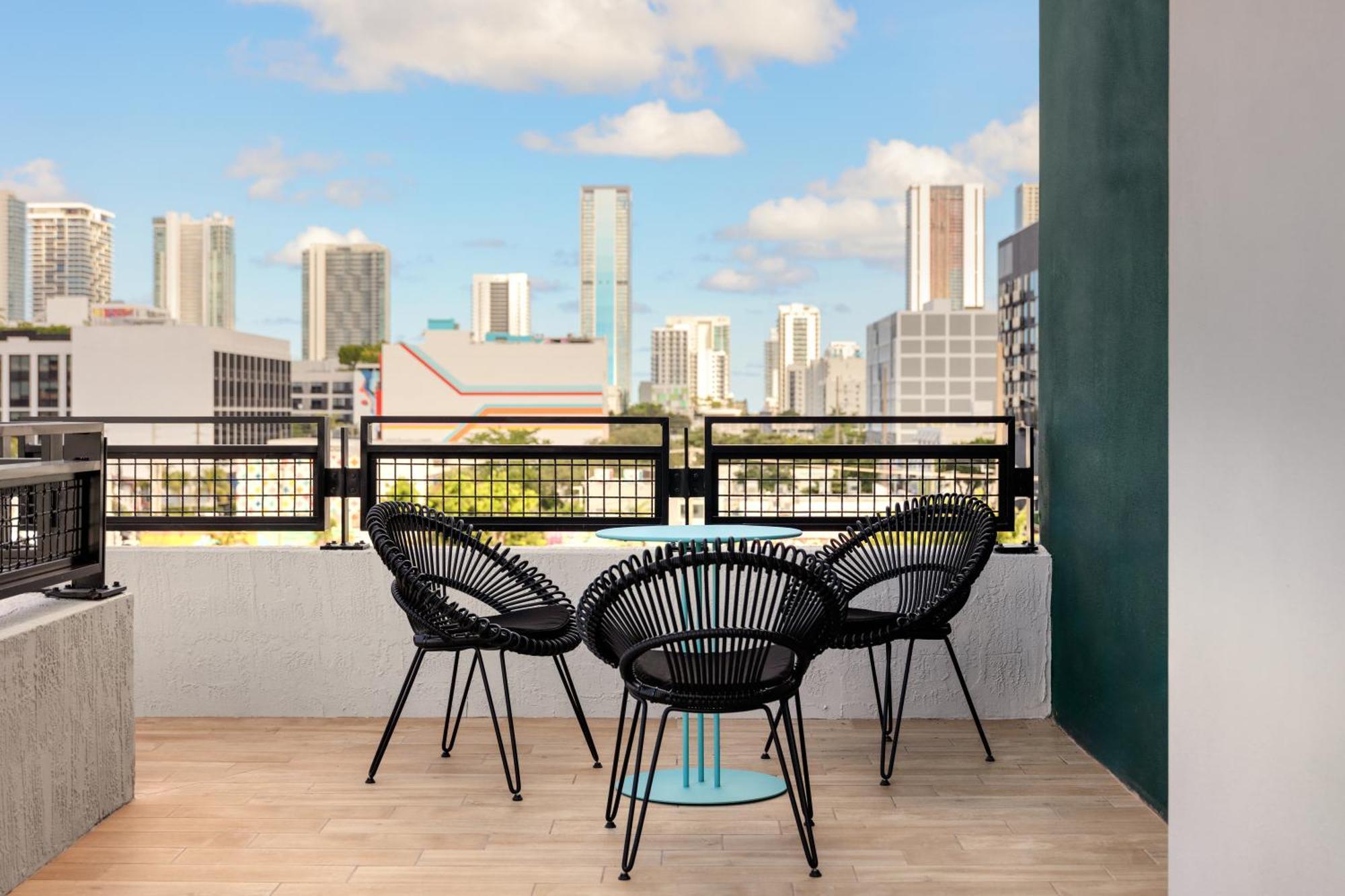ホテル Moxy Miami Wynwood エクステリア 写真