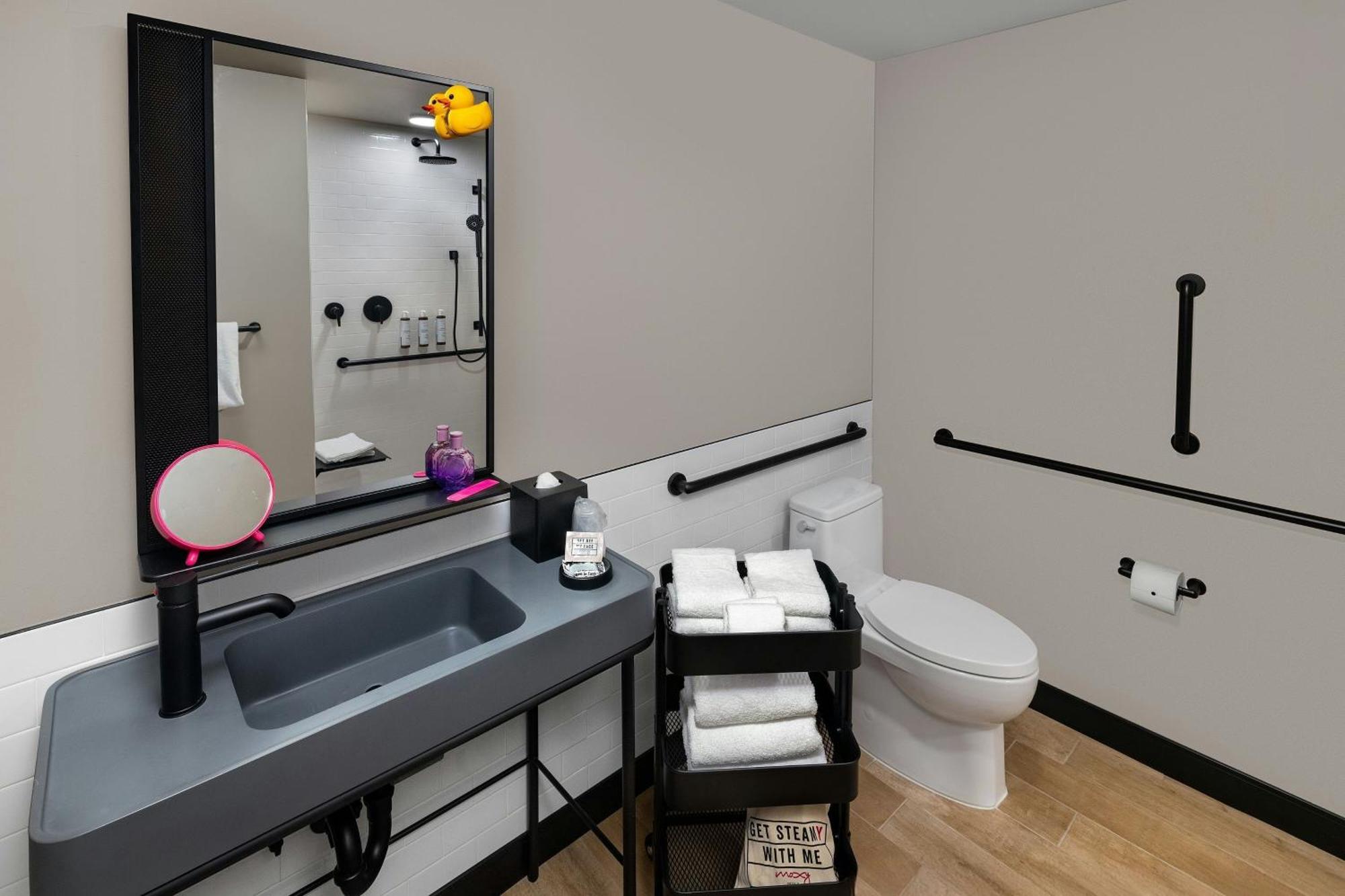 ホテル Moxy Miami Wynwood エクステリア 写真